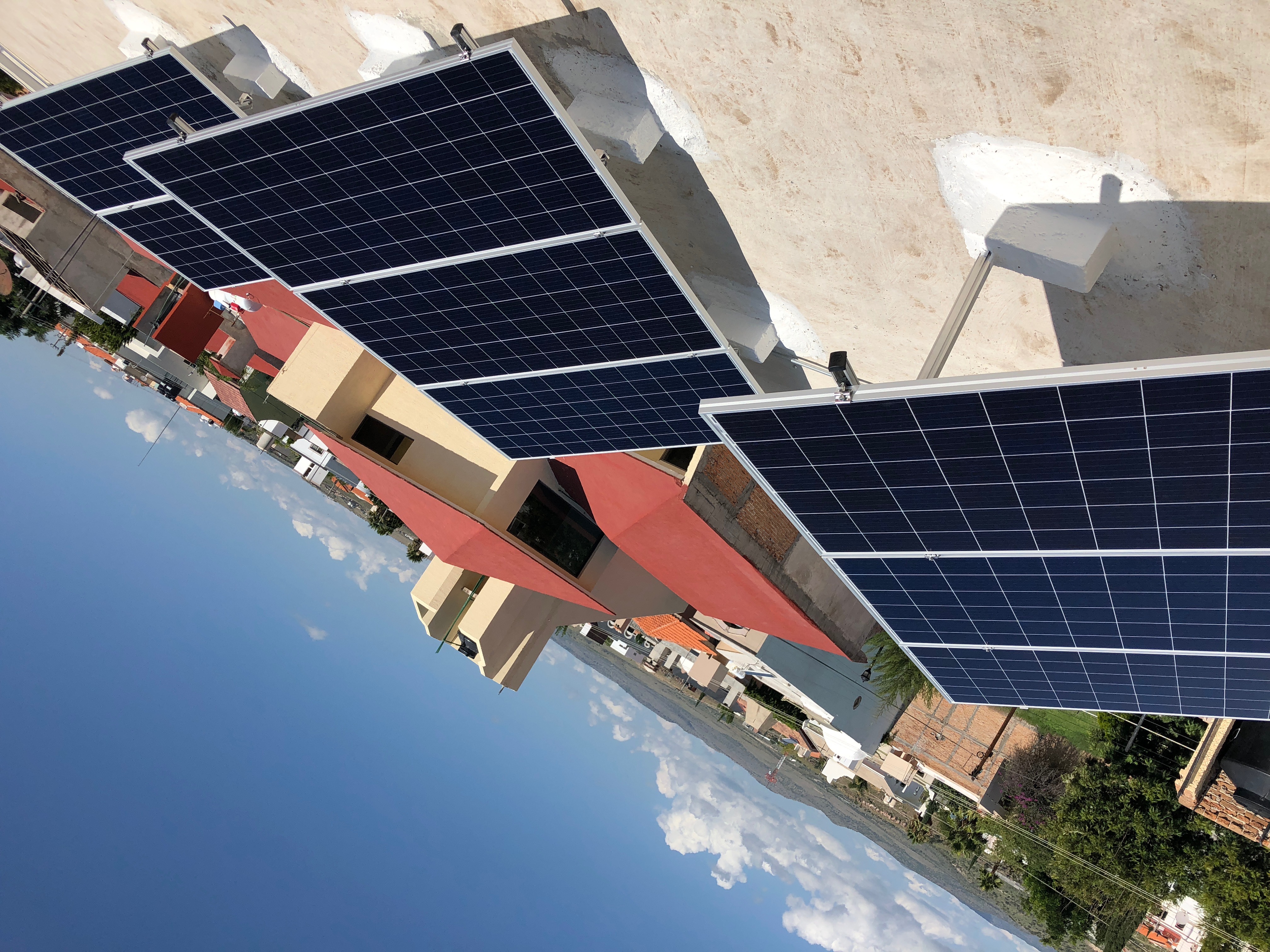 Instalación de paneles solares Nova Solar